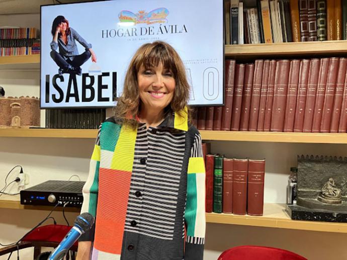 Isabel de la O, artista visual, en la Tertulia Peñaltar