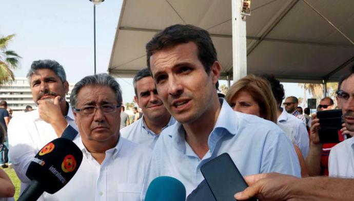 La estrategia de Casado: revelar los apoyos con cuentagotas, ejercer de ganador y arrinconar a Santamaría