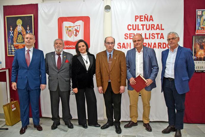 Celebrada la Exaltación de la Semana Santa en la Peña Sevillista San Bernardo