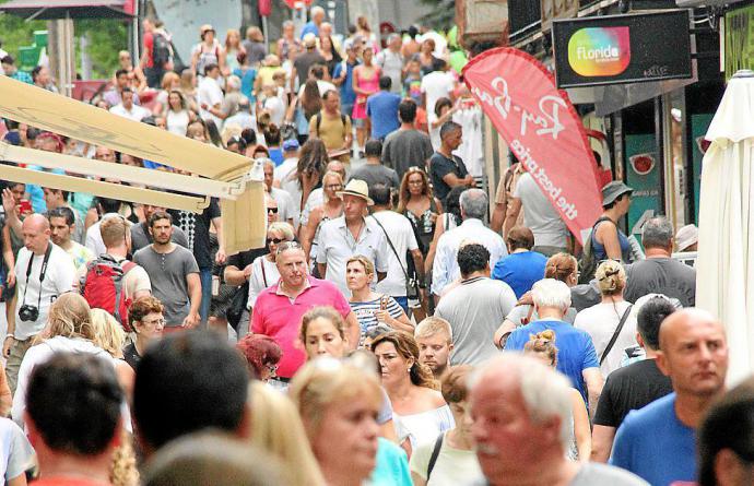 Mallorca, repleta de turistas...