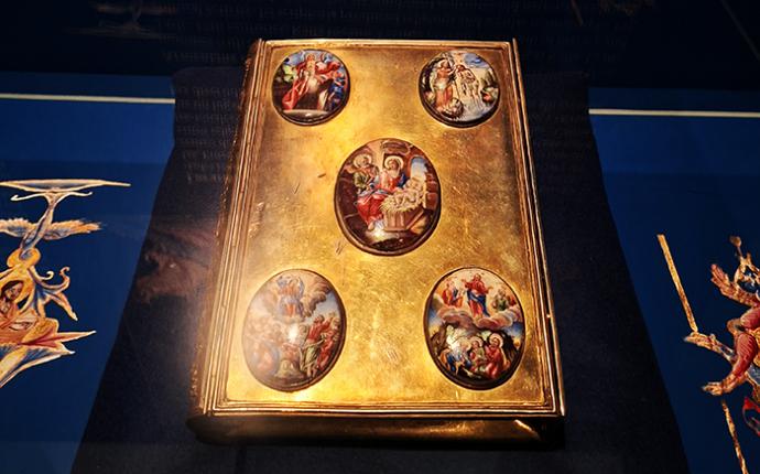 El arte de los manuscritos armenios, en la Biblioteca Nacional de España