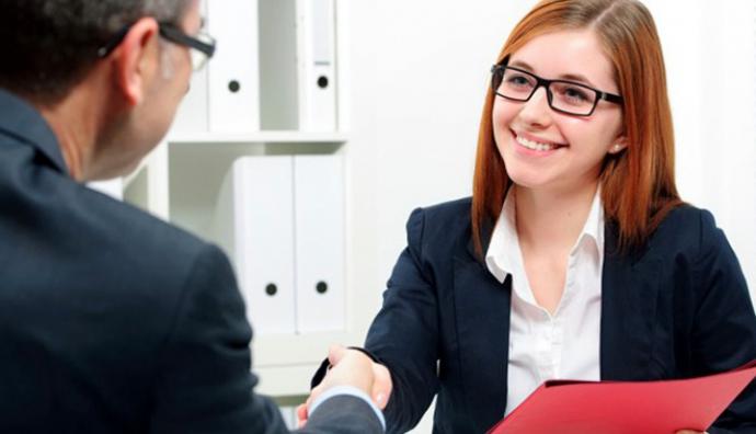 Manera más fácil de encontrar trabajo con un buen CV: consejos clave
