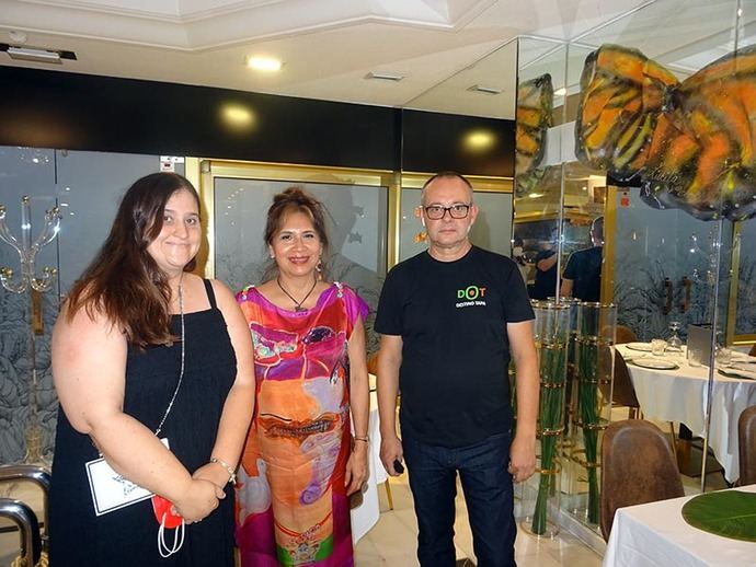 Pilar Hernández, Lucila Veloz y José Molina