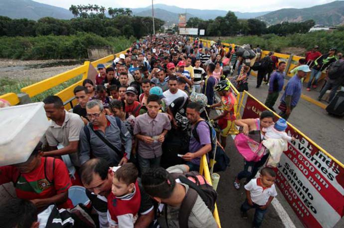 ACNUR ofrece más ayuda a Latinoamérica ante creciente flujo de refugiados