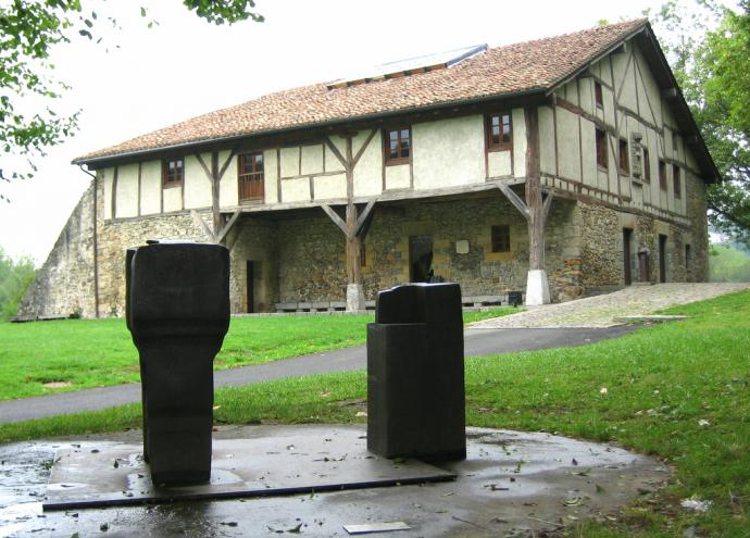 Nueva vida para el museo Chillida-Leku