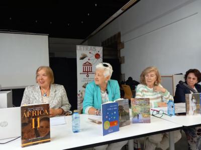 'Escritoras viajeras' Carmen Mejía, M. Antonia García de León, Gloria Nistal y Julia Sáez-Angulo. Mesa redonda en el Ateneo Escurialense
