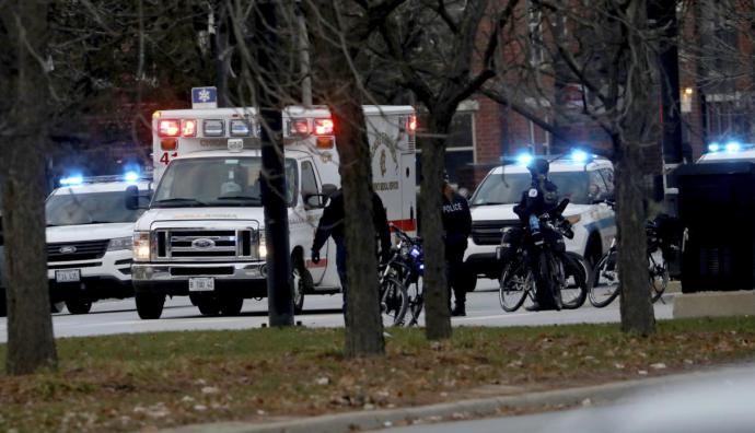 Tiroteo en el Mercy Hospital de Chicago deja 4 muertos, incluido un policía