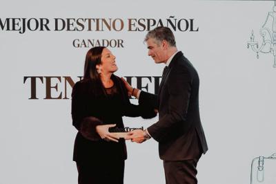 Tenerife recibe el premio al Mejor Destino Español 2026 en los Forbes Travel Awards