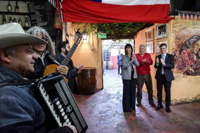 “Disfruta el 18 en Chile”: La campaña del gobierno que invita a recorrer el país durante las Fiestas Patrias