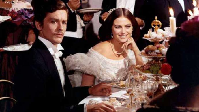 Una escena de la película "Il Gattopardo" del cineasta italiano Luchino Visconti con Alain Delon y Claudia Cardinali