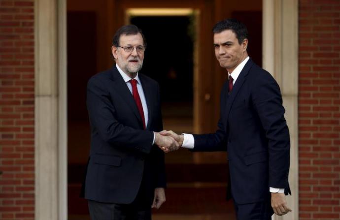 Rajoy (i) y Sánchez en una imagen de archivo