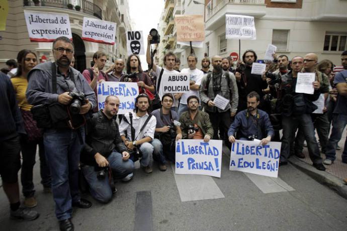 Amnistía Internacional denuncia la restricción 'desproporcionada' de la libertad de expresión en España
