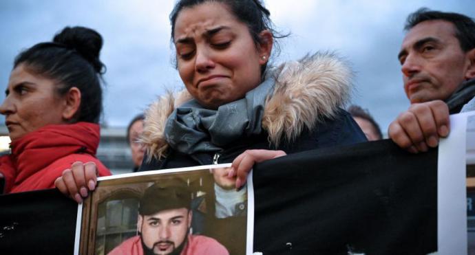 Un día después de las matanzas racistas de Hanau se celebraron vigilias en toda Alemania