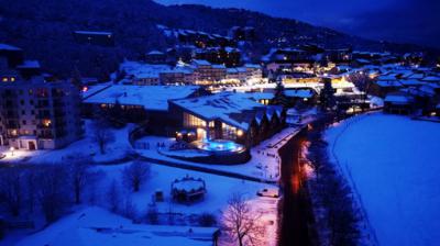 El alma reinventada de los Pirineos Franceses: más de un siglo de esquí y la oferta imbatible de las 38 estaciones para 2025-2026