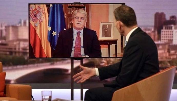 Dastis asegura que España busca normalidad por el bien de los catalanes