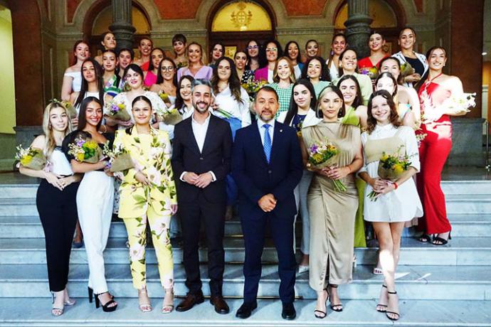 Santa Cruz de Tenerife recibió a candidatas y candidatos de las Fiestas de Mayo