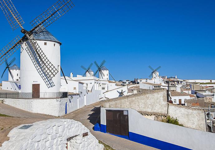 Díaz-Hellín presenta XLI Semana Cervantina en Campo de Criptana (Ciudad Real)