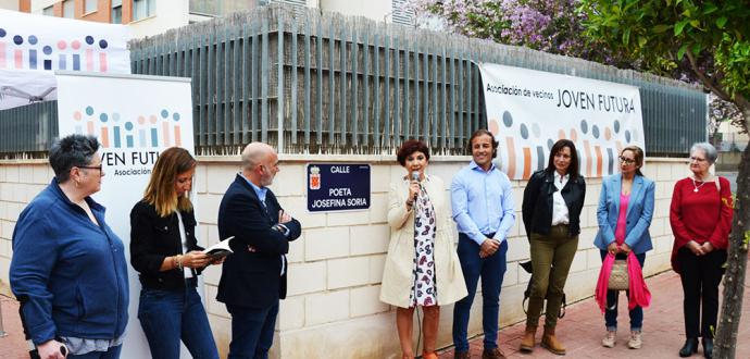 Inauguración de la calle Poeta Josefina Soria