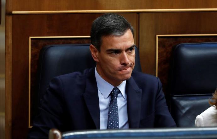 Pedro Sánchez, en su escaño, el segundo día del debate de investidura.