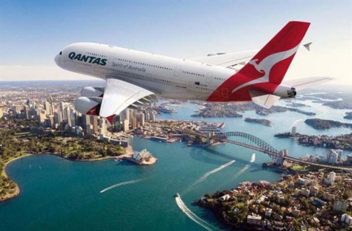 Qantas exigirá estar vacunado del coronavirus por poder volar