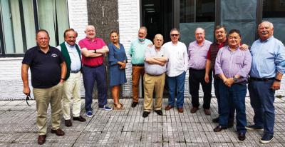 Reconocimiento a la trayectoria del pastelero Luis Ruiz Vega por el grupo “Los Compangos”