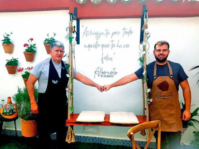 José Benítez en Umbrete fueron testigos por segundo año consecutivo del esperado almuerzo de Navidad con el Ateneo de Triana