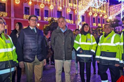 Recuperan la figura de los serenos en Sevilla