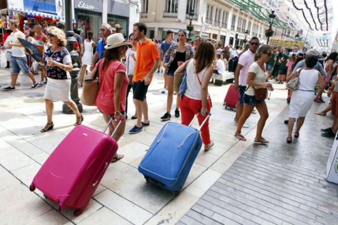 Se mantiene la estabilización del crecimiento del sector turístico español