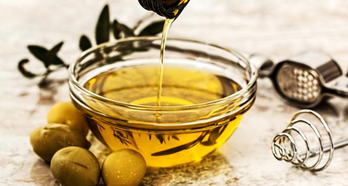 Aceite de Oliva Virgen Extra de Jaén (crédito foto: pixabay.com – imagen de referencia)