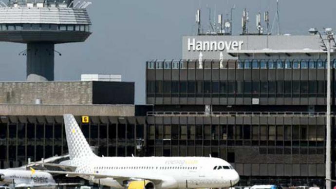 Ola de calor afecta las pistas del aeropuerto de Hannover