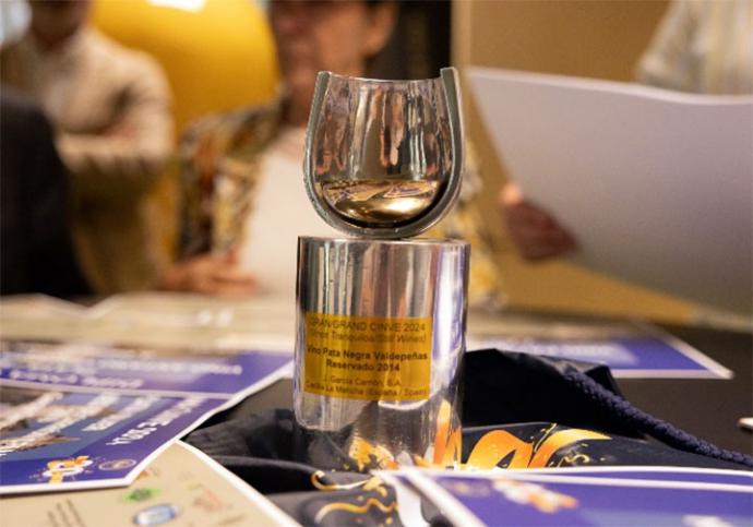 Entrega GRAN CINVE en Vinos Tranquilos Certamen CINVE 2024