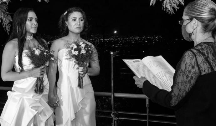Costa Rica da un gran paso adelante y se convierte en el primer país centroamericano en aceptar el matrimonio entre personas del mismo sexo