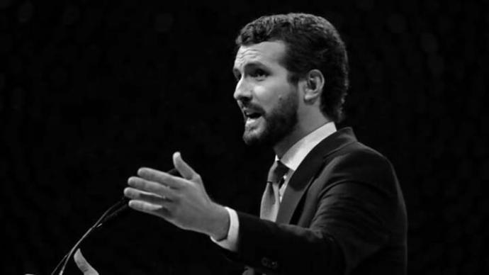 Casado: 'Llevo 15 días esperando la llamada de Sánchez y no voy a permitir que se humille a los votantes del PP'