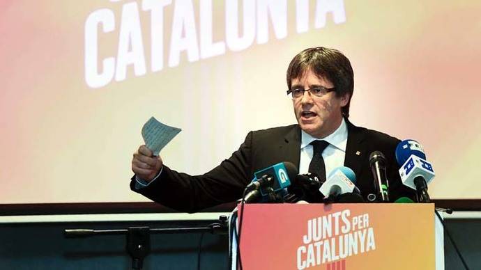 Puigdemont quiere que elecciones sean un plebiscito contra Gobierno español