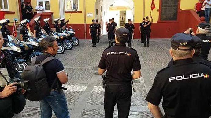 Acto de despedida a los UPR de Córdoba que partían para Cataluña


