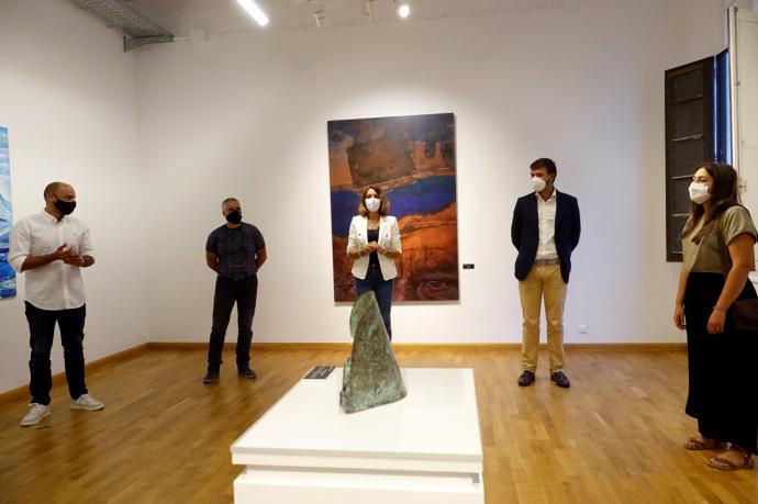 El Ayuntamiento de Santa Cruz de Tenerife inauguró la exposición de la Bienal Regional de Artes Plásticas