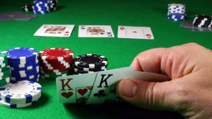 El Texas Holdem Poker es hoy mismo, el más popular juego de cartas 