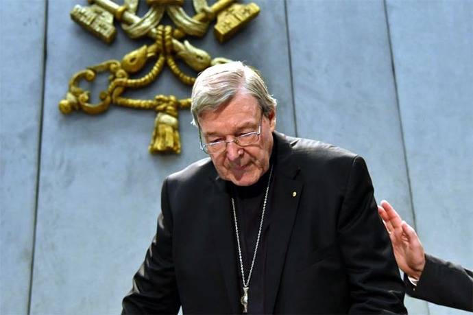 Cardenal Pell reitera su inocencia de cargos de pederastia en Australia