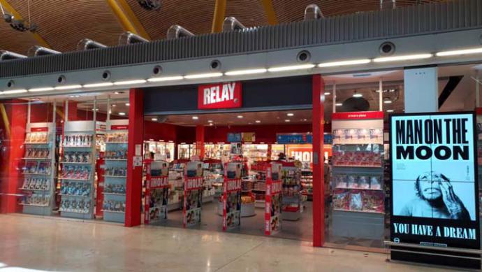 Venderán el agua embotellada a 1 euro en aeropuertos de España