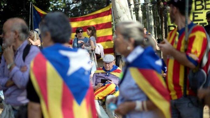 Comisario europeo afirma que respetan el orden Constitucional de España