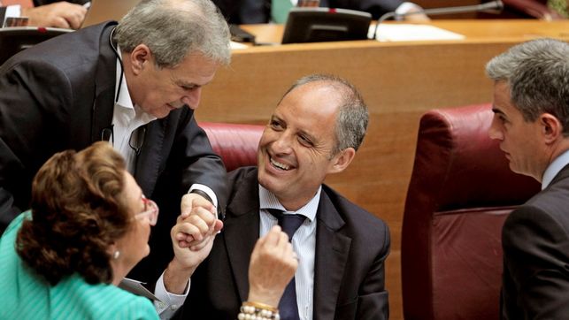 El expresidente de la Generalitat Francisco Camps con Alfonso Rus, Rita Barberá y Ricardo Costa