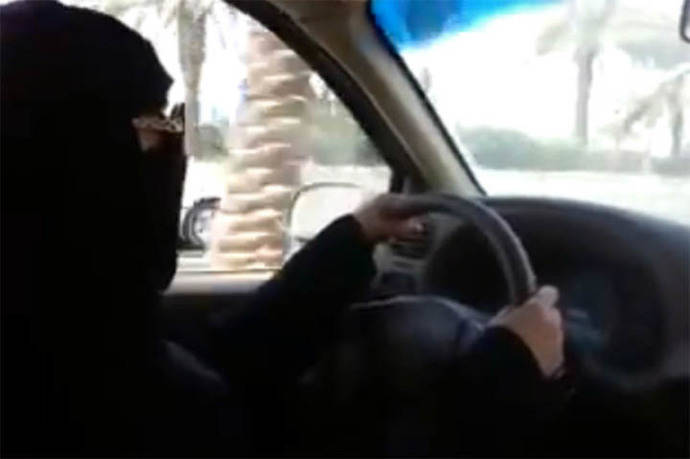 Las mujeres tenían prohibido conducir en Arabia Saudita.
