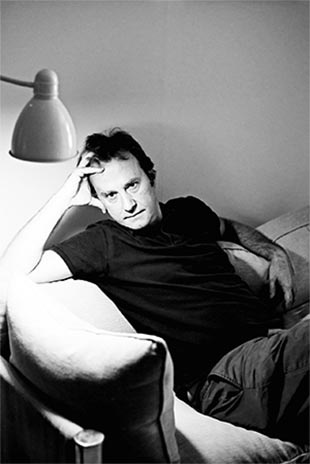 Marcos Giralt Torrente, autor de la novela “Los ilusionistas”, memoria personal que se convierte en literatura