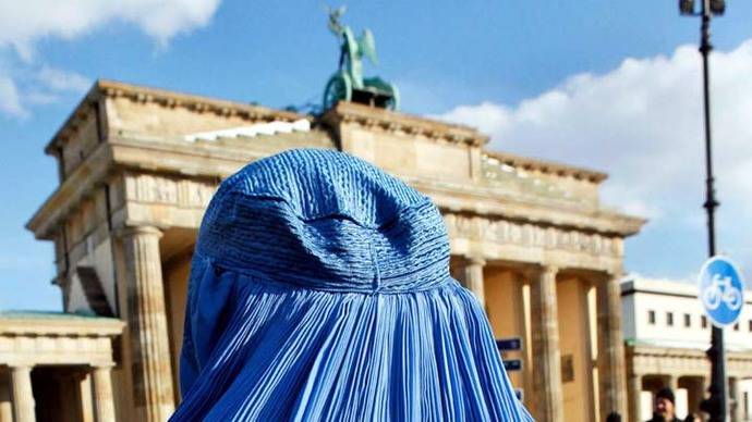 En Alemania prohíben parcialmente el uso del velo integral islámico