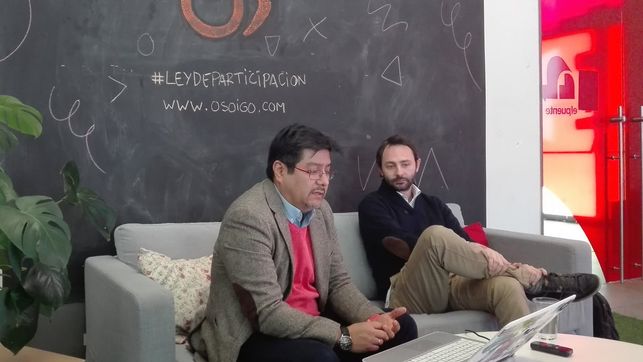 César Cruz y Francisco Jurado en la presentación del borrador de la Ley de Participación OSOIGO