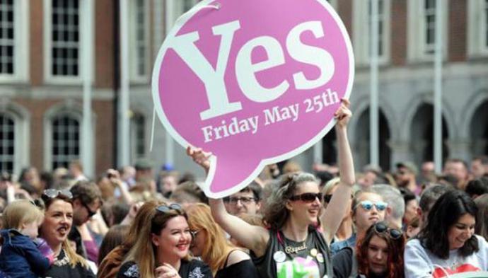 Derecho al aborto obtiene clara mayoría en Irlanda