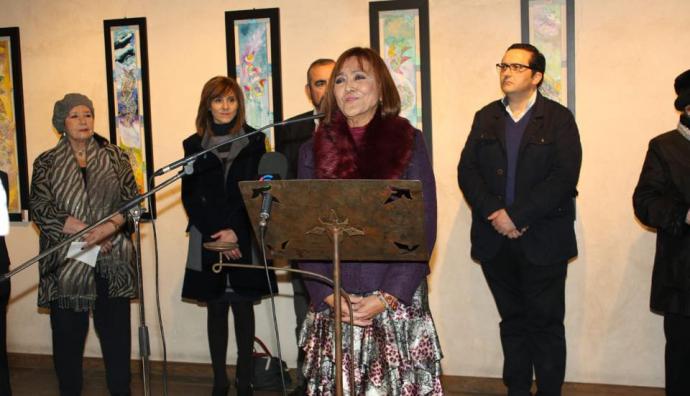 Patricia Larrea durante la inauguración de su exposición en Campo de Criptana