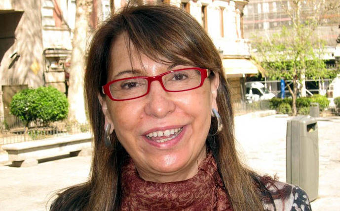 Juana Vázquez: Antología poética “La espada y el viento”