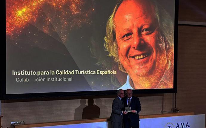La Organización Médica Colegial De España Premia Al Instituto De Calidad Tur í stica