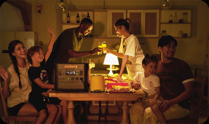 Navidad sin luz, no te preocupes, Jackery Generador Solar te acompaña para una celebración cálida